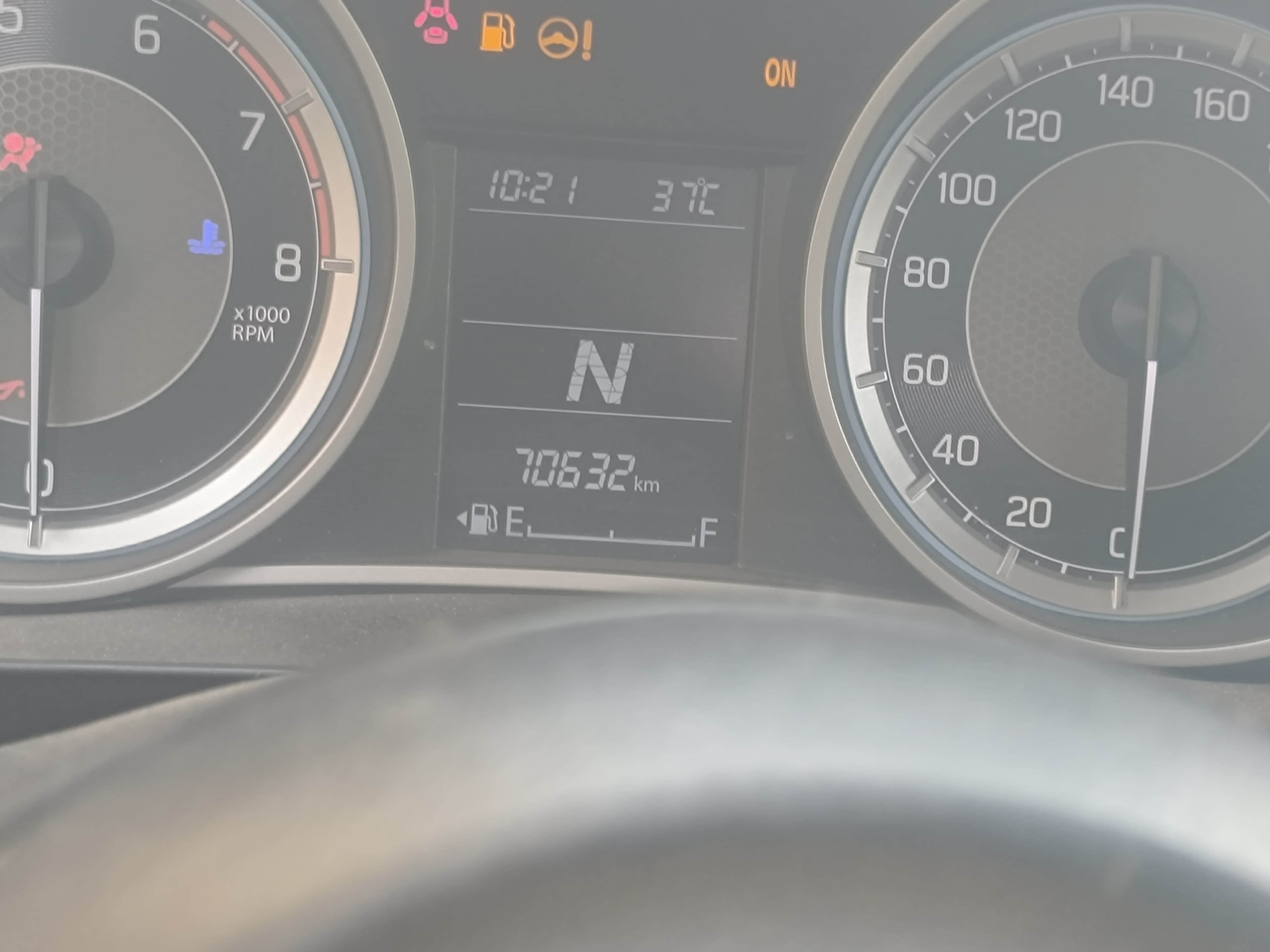 Suzuki Dzire automatique, 70 000 km, très bon état