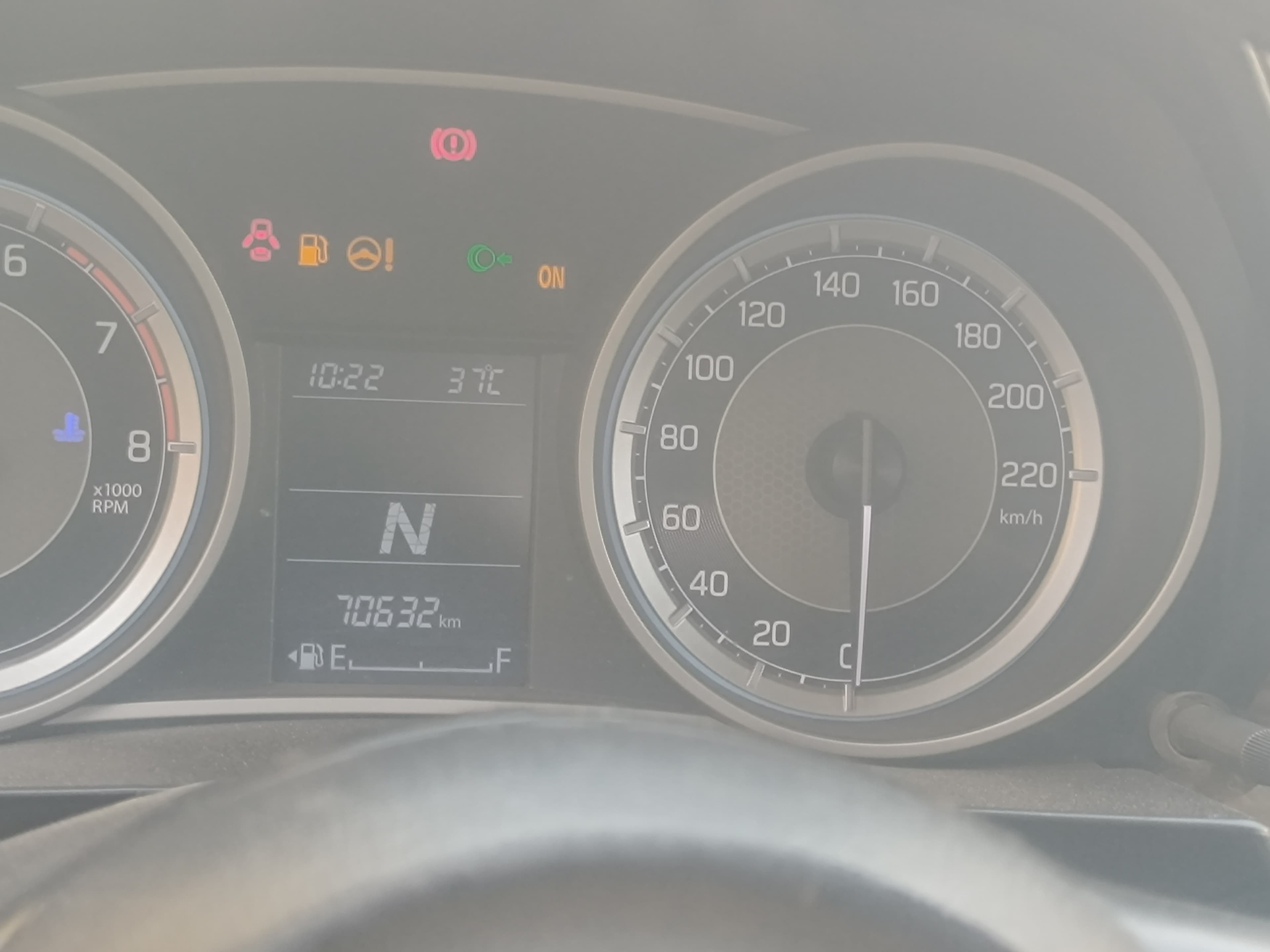 Suzuki Dzire automatique, 70 000 km, très bon état