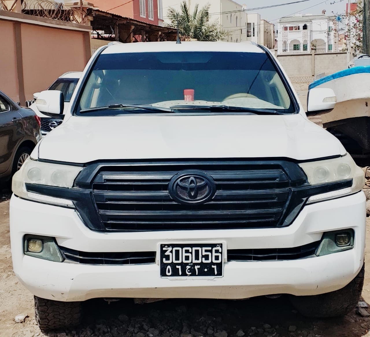 Toyota Land Cruiser V8 automatique, bon état