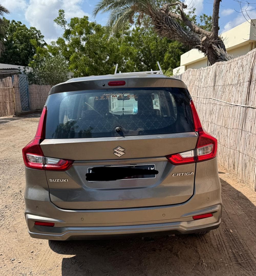Suzuki Ertiga 7 places, 66 000 km, manuelle essence