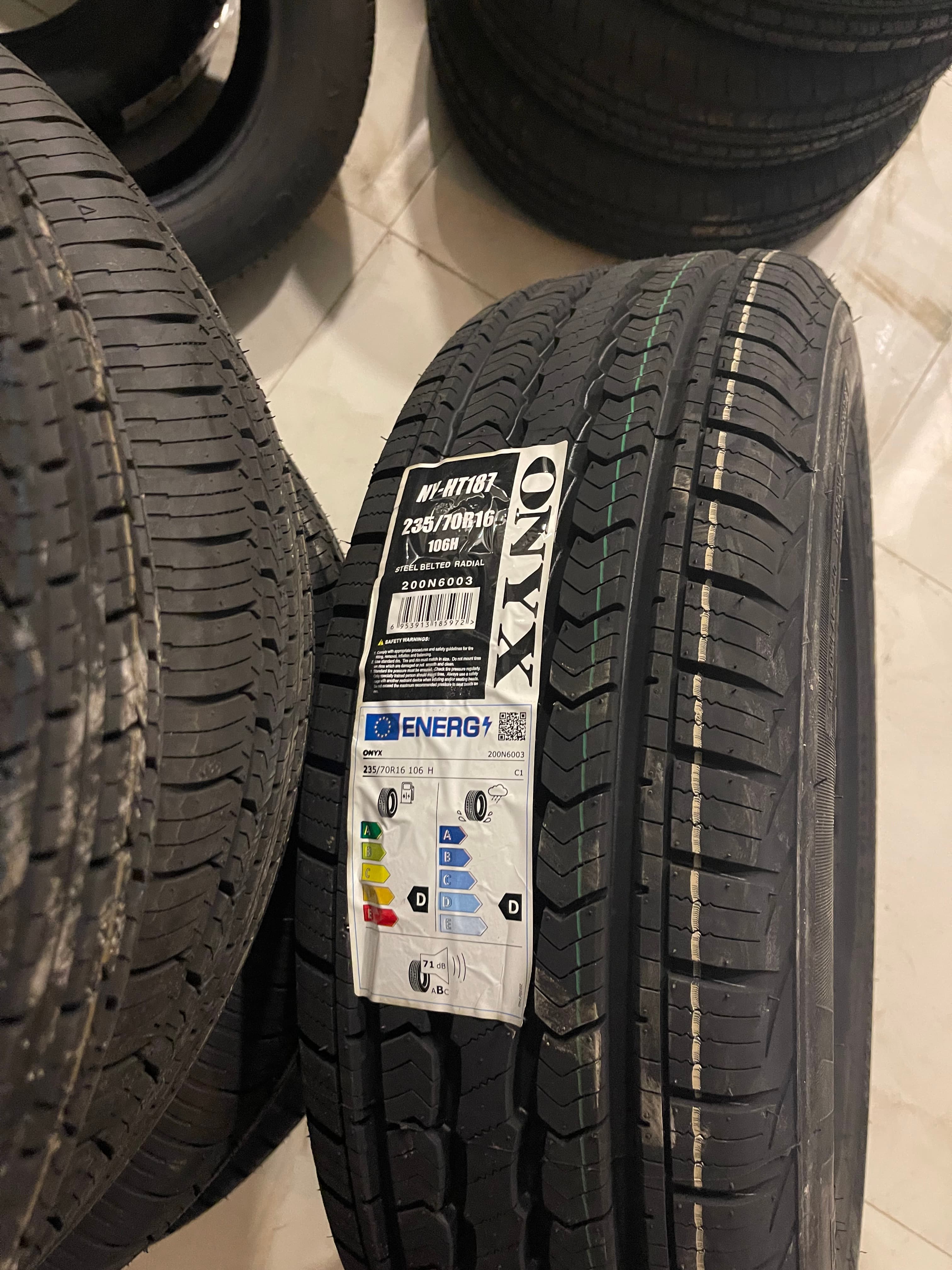 Pneus neufs ONYX – Toutes dimensions disponibles | Qualité garantie