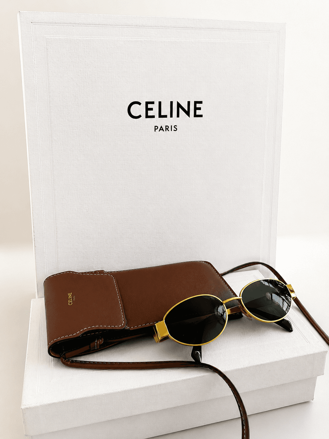 Lunettes de soleil CELINE Paris authentiques, comme neuves